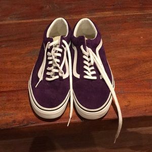 Purple Womens 12 Vans-new, in excellent condition